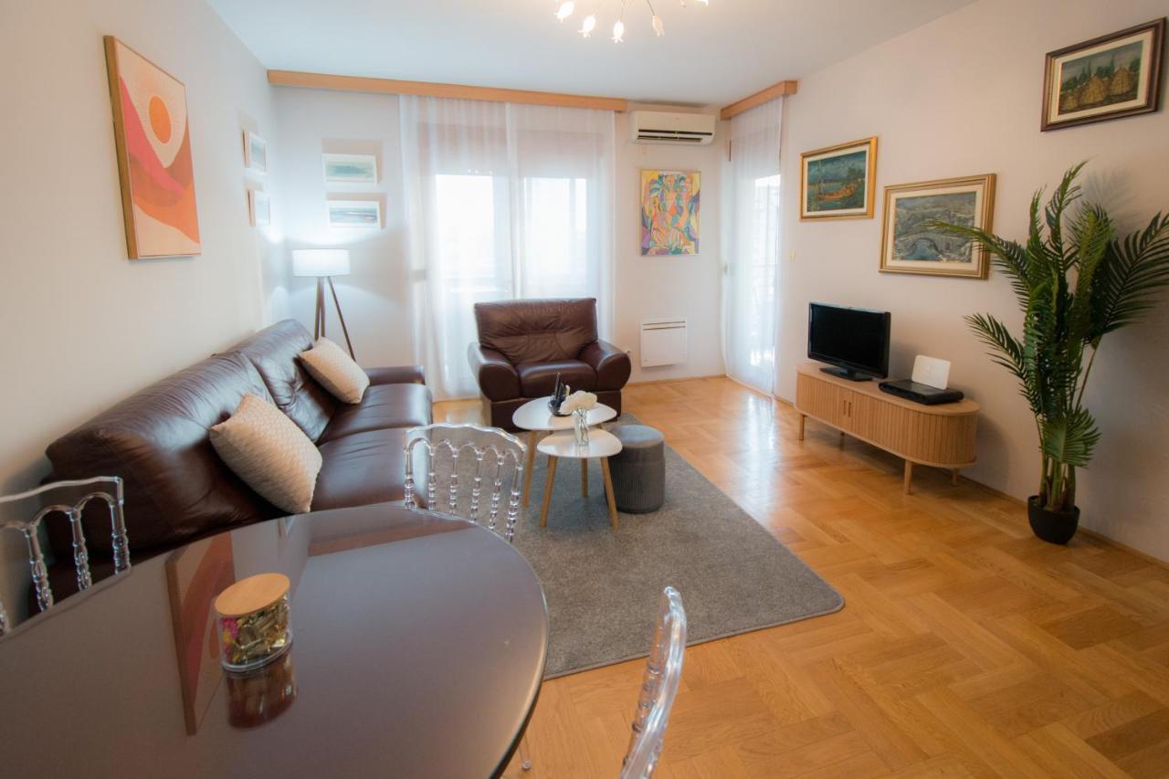 City Nest Apartment Podgorica Ngoại thất bức ảnh